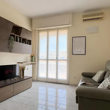 Attico A Corsico - Navigli E San Siro A 15 Minuti Апартаменты Милан