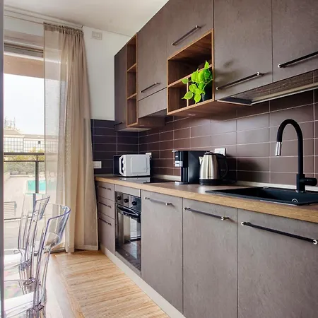 Giaxtower Gym & Pool Romantic Pool View *