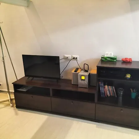 Nina House Yellow Metro Affori Center *