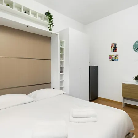 Apartment Station In 15 Min, Charming Milan