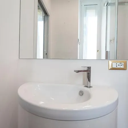 Apartment Luxury - Pergolesi 24 *