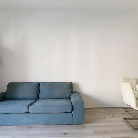 Guesthost - Lorenteggio Charming Flat Apartament Mediolan