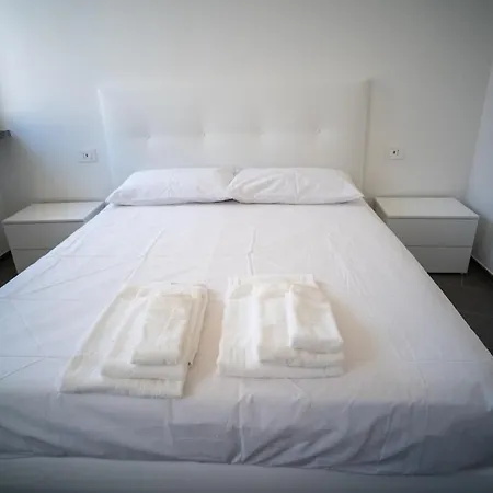 12 Nevoso Palace Milánó