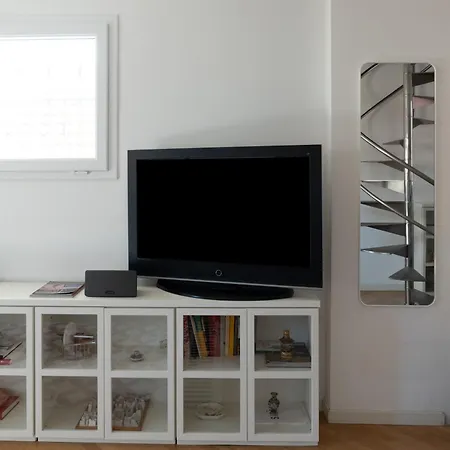 Bellissimo Bilocale Su Due Piani - Mirable Pm Apartament *