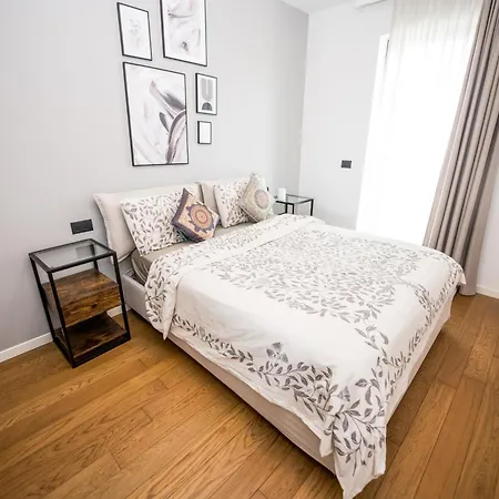 Vivare - The Fifth * Milano