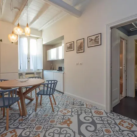 Xenia - 2 In Via Paolo Sarpi 12 Apartman