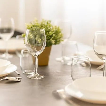 Luxury Jungle - Center