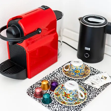 Habesha Flats - A Quiet Retreat Just Steps From The Metro M1 * Mailand