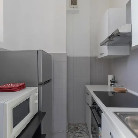 Xenia - 2rooms In Porta Ticinese 97 B * Milano