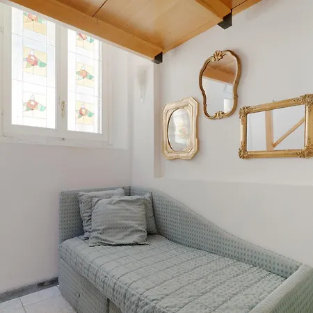 Guesthost - Arco Della Pace Apartman Milánó