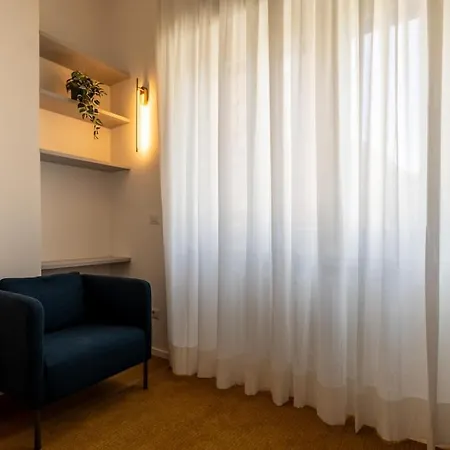 アパート Luxury Jungle - Center ミラノ