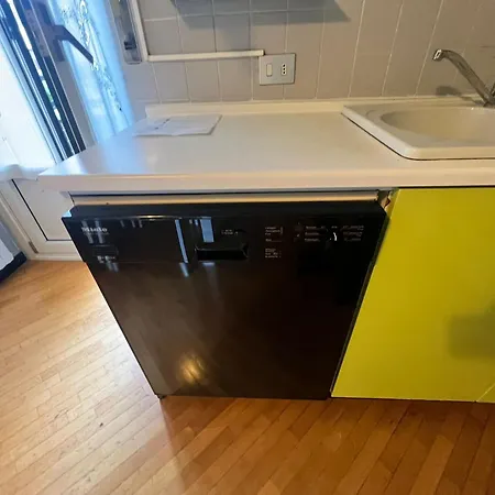 Prestigious 3 Bedrooms, 8 Guest, Centre Porta Romana דירה *