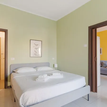 Appartamento Guesthost - Piccola Bicocca Comfy Flat Milano