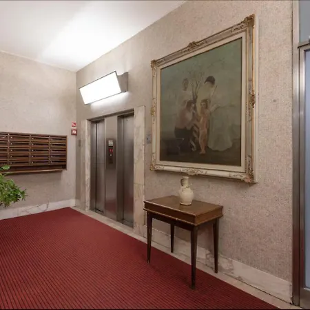 New Close To Duomo - Private Parking * Milaan