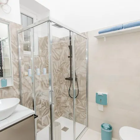 Stupendo Bilocale Ristrutturato A Nuovo Mm Argonne