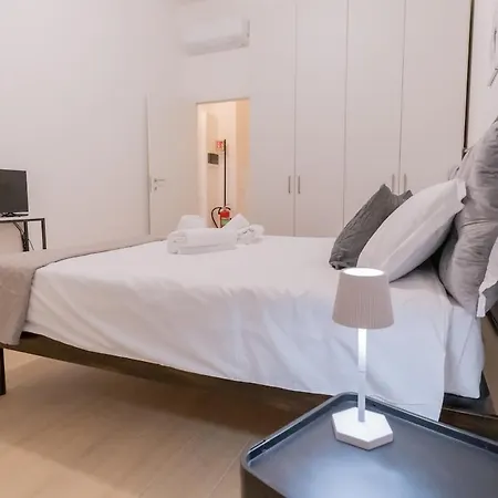 Nicolesuite73 Design & Comfort 6 Posti Letto - Brera Apartment *