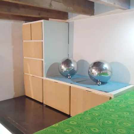 Nina House Yellow Metro Affori Center *