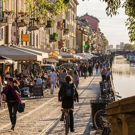 The Boutique - Steps Away From The Duomo Area Апартаменты