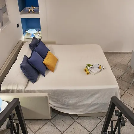 Apartment La Corte Milanese - Bocconi, Navigli & Duomo *