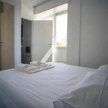 15 Nevoso Palace アパート *