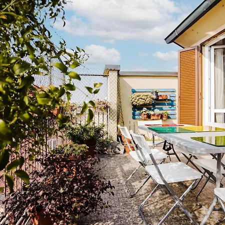 Center Rooftop With Terrace In Porta Romana Apartment Mailand