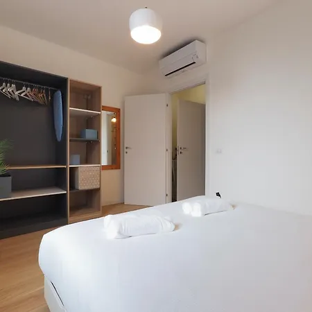 Primopiano - Brusuglio B Apartament *