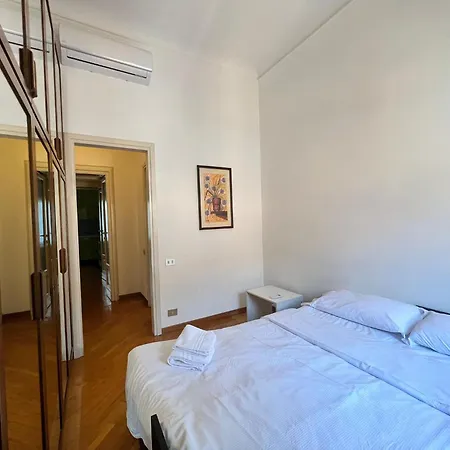 Prestigious 3 Bedrooms, 8 Guest, Centre Porta Romana *