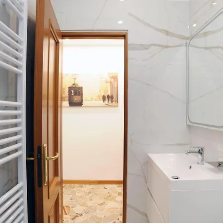 Navigli Newly Renovated 2 Bathrooms Apartment Mailand