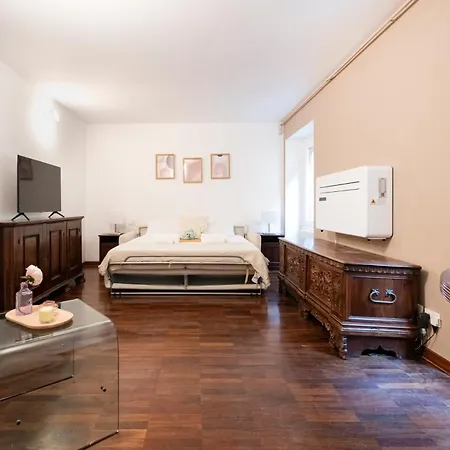 Easylife - - Carpoforo 5 - Brera Milán