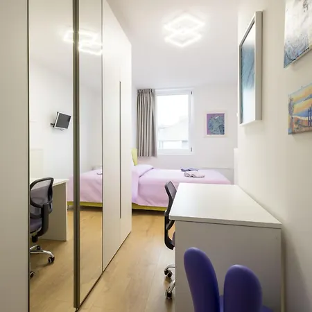 Lotus By Interhome * ミラノ