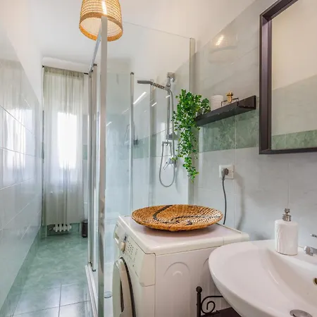 Cosmopolitan House - Modern Bocconi Apartamento *