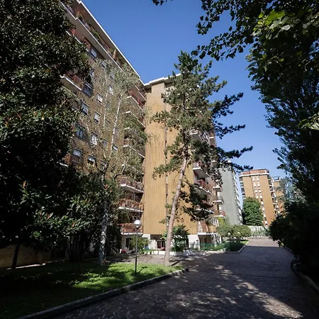 Two-room 450 Meters From Gelsomini M4 * Milão