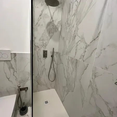 Il Tuo Rifugio Nel Cuore Di Apartament Mediolan