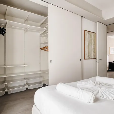 Apartman Large Milan's Navigli - 5 Gu... *