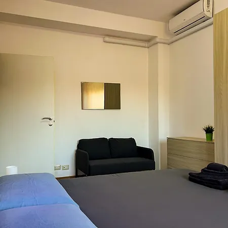 Apartment Monica Navigli Milan