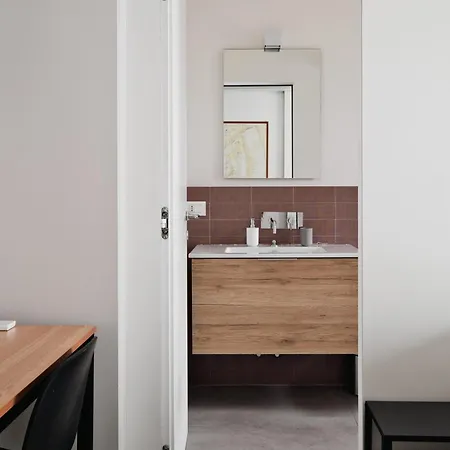 Apartman Large Milan's Navigli - 5 Gu... Milánó