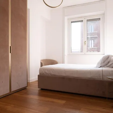 Lusso, Stile E Un Meraviglioso Terrazzo Nel Cuore Di Apartmán *