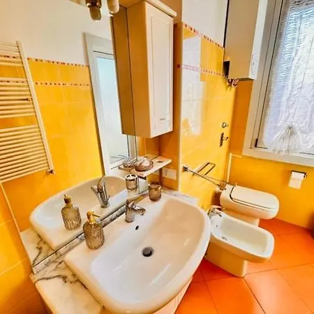 Thecolorfulhouse Navigli Centre *