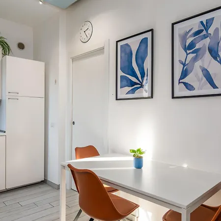 Apartment Habesha Flats - A Quiet Retreat Just Steps From The Metro M1