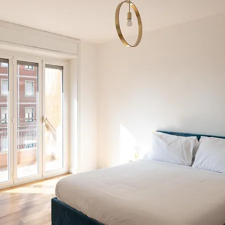 Lusso, Stile E Un Meraviglioso Terrazzo Nel Cuore Di Apartmán