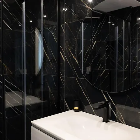 Lusso, Stile E Un Meraviglioso Terrazzo Nel Cuore Di * Milán
