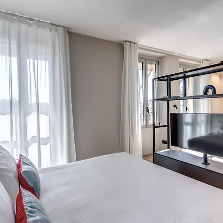 Seety Porta Romana Corte Appartement