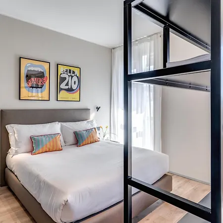 Seety Porta Romana Corte * Milan