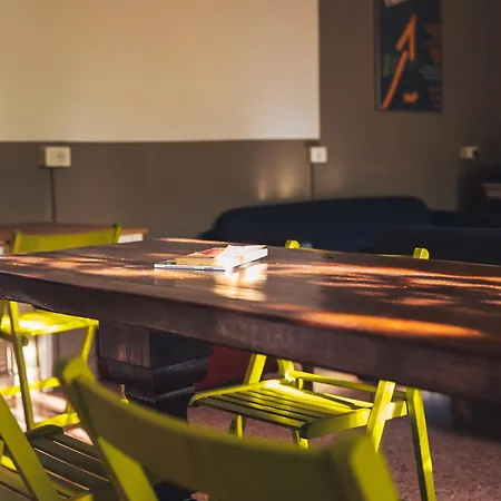 호스텔 오스텔로린다 밀라노