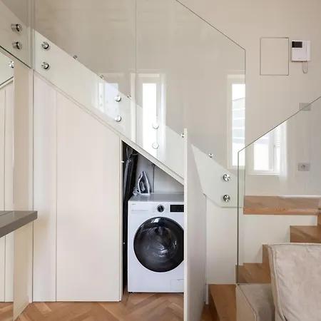 Apartment Heart Duomo Castello Milan