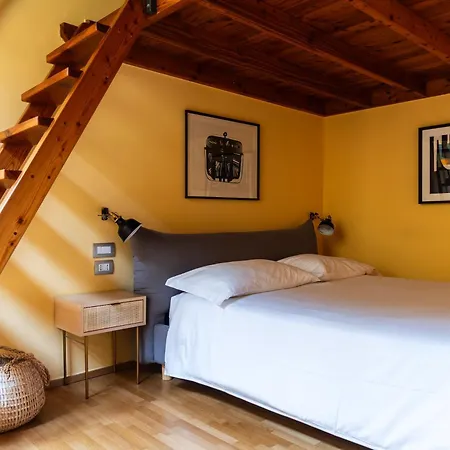 Apartamento Youhosty - Santa Marta 11 Milão