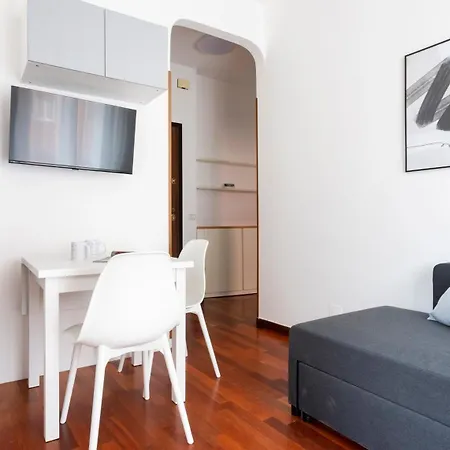 Italianway Easy - Carlone 5 * Mediolan