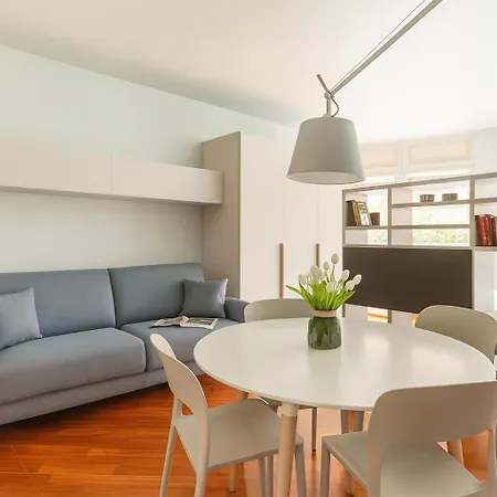 The Boutique - Downtown - Close To Bocconi Апартаменты Милан