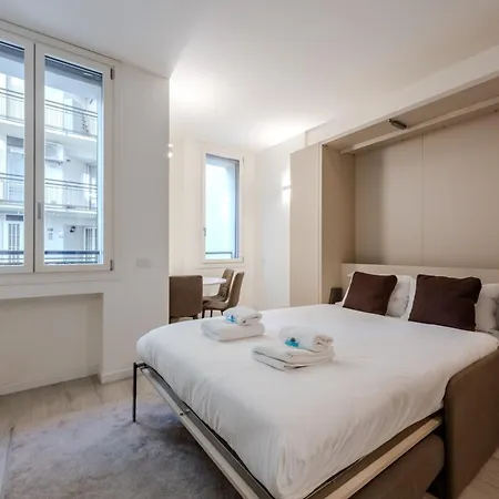 Easytopstay - Bullona Elegant Апартаменты Милан