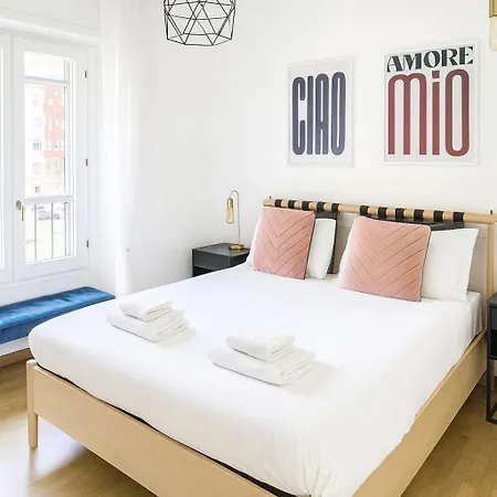 Апартаменты The Boutique - Steps Away From The Duomo Area *